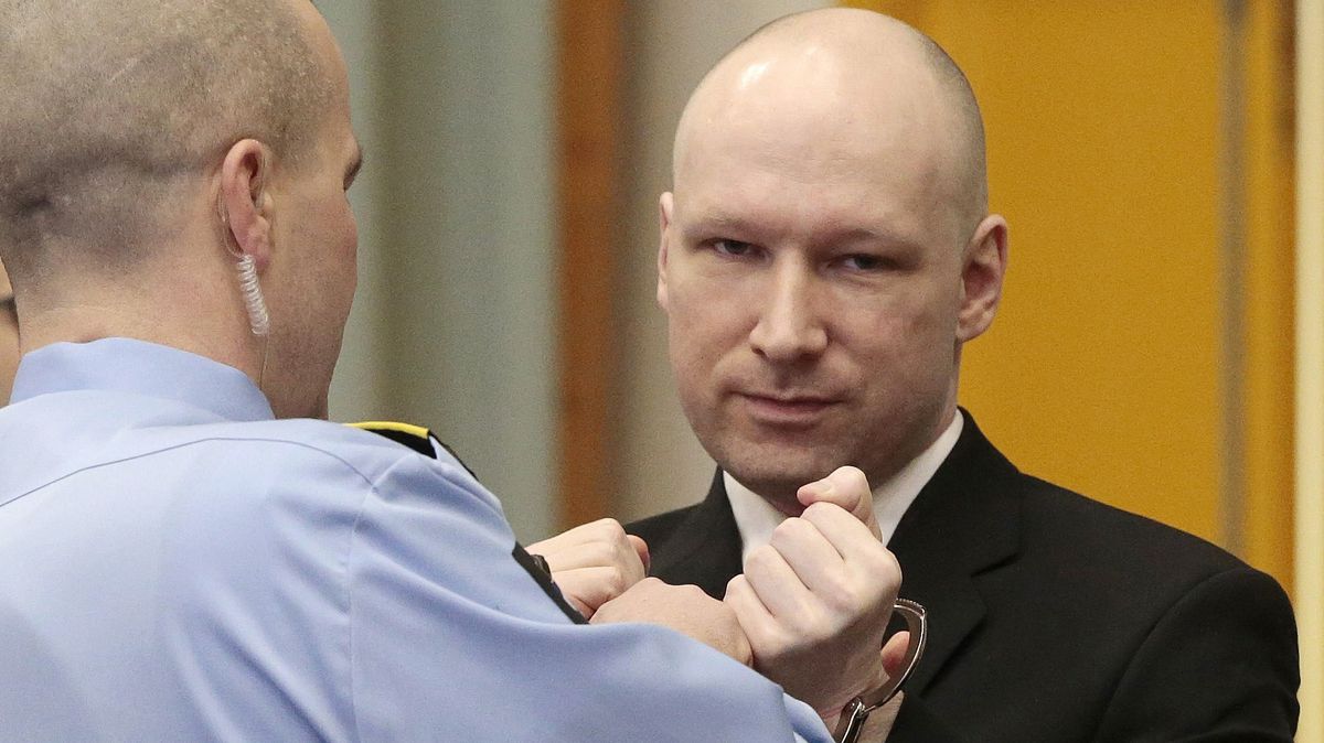 Breivik u soudu neuspěl, v samovazbě a izolaci zůstane dál